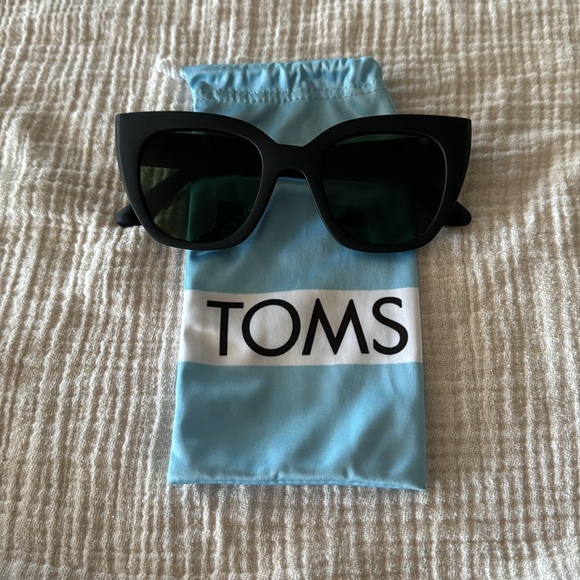 Toms Accessories - TOMS Women's Sunglasses